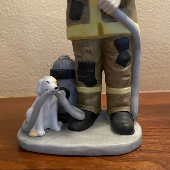 Emmett Kelly Jr Collection Flambro Fire Fighter Fireman Clown with Dog Figurine - Picture 4 of 16